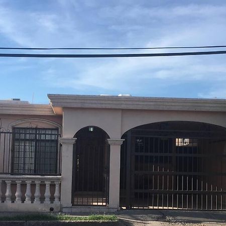 Casa Muy Comoda En Excelente Lugar Hermosillo Exterior photo