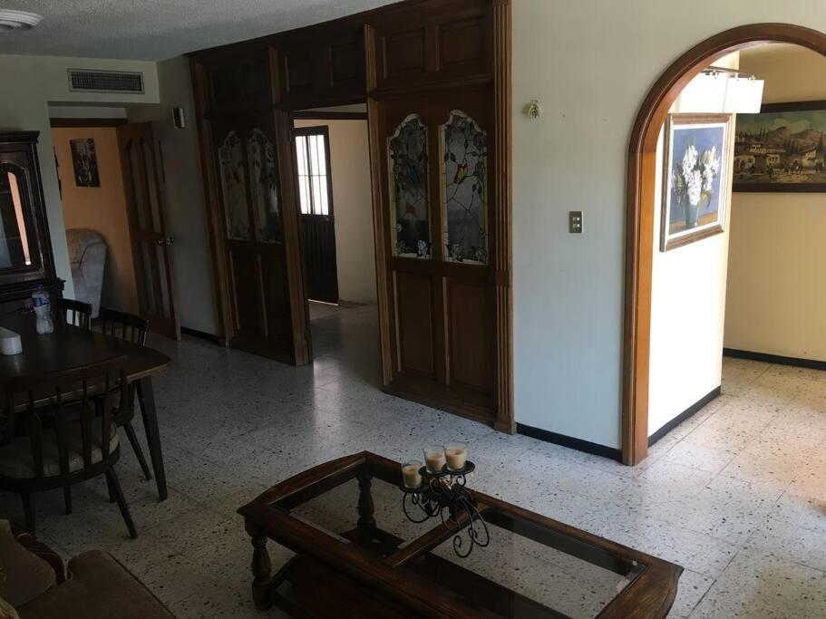Casa Muy Comoda En Excelente Lugar Hermosillo Exterior photo