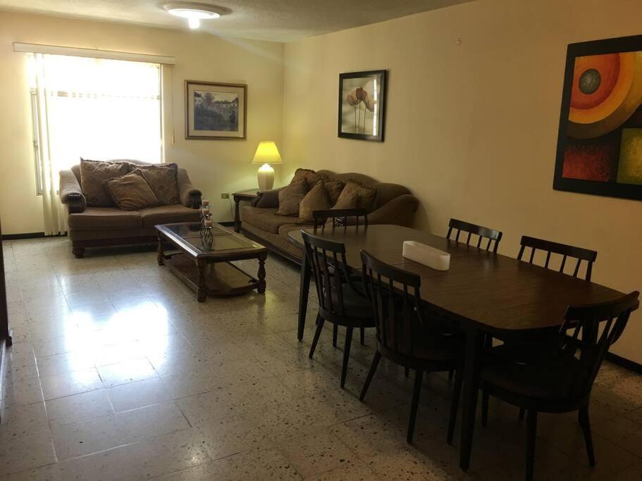 Casa Muy Comoda En Excelente Lugar Hermosillo Exterior photo